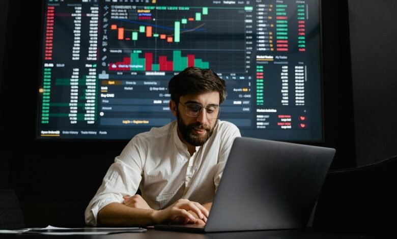 invest money wisely strategies